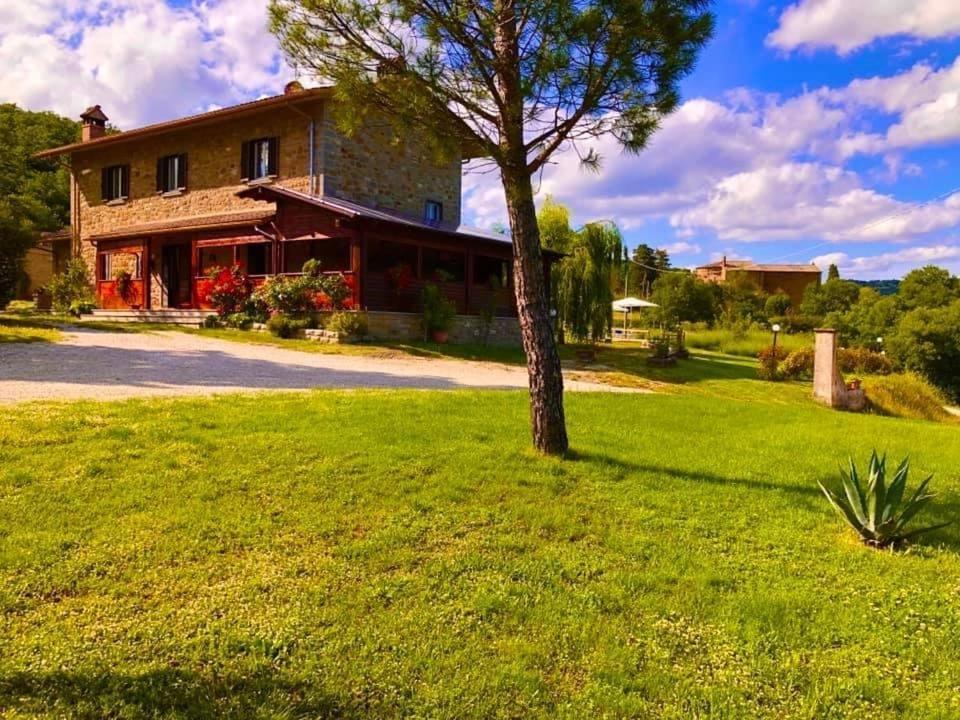 הוילה Mercatale  Agriturismo Vista Sole מראה חיצוני תמונה