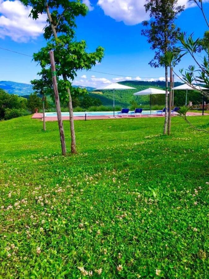 הוילה Mercatale  Agriturismo Vista Sole מראה חיצוני תמונה