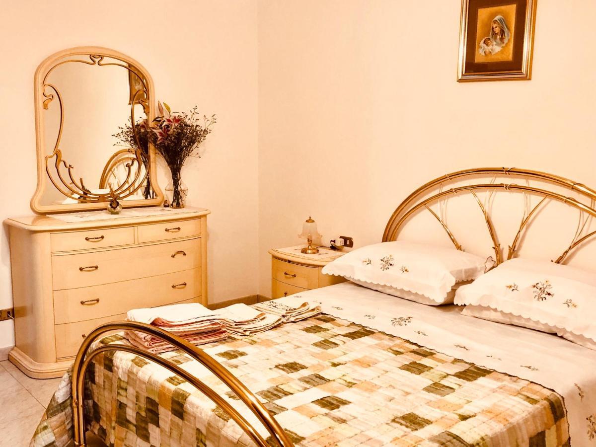 הוילה Mercatale  Agriturismo Vista Sole מראה חיצוני תמונה